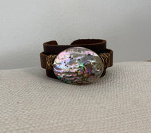 Load image into Gallery viewer, Leather Cuff Abalone Bracelet
